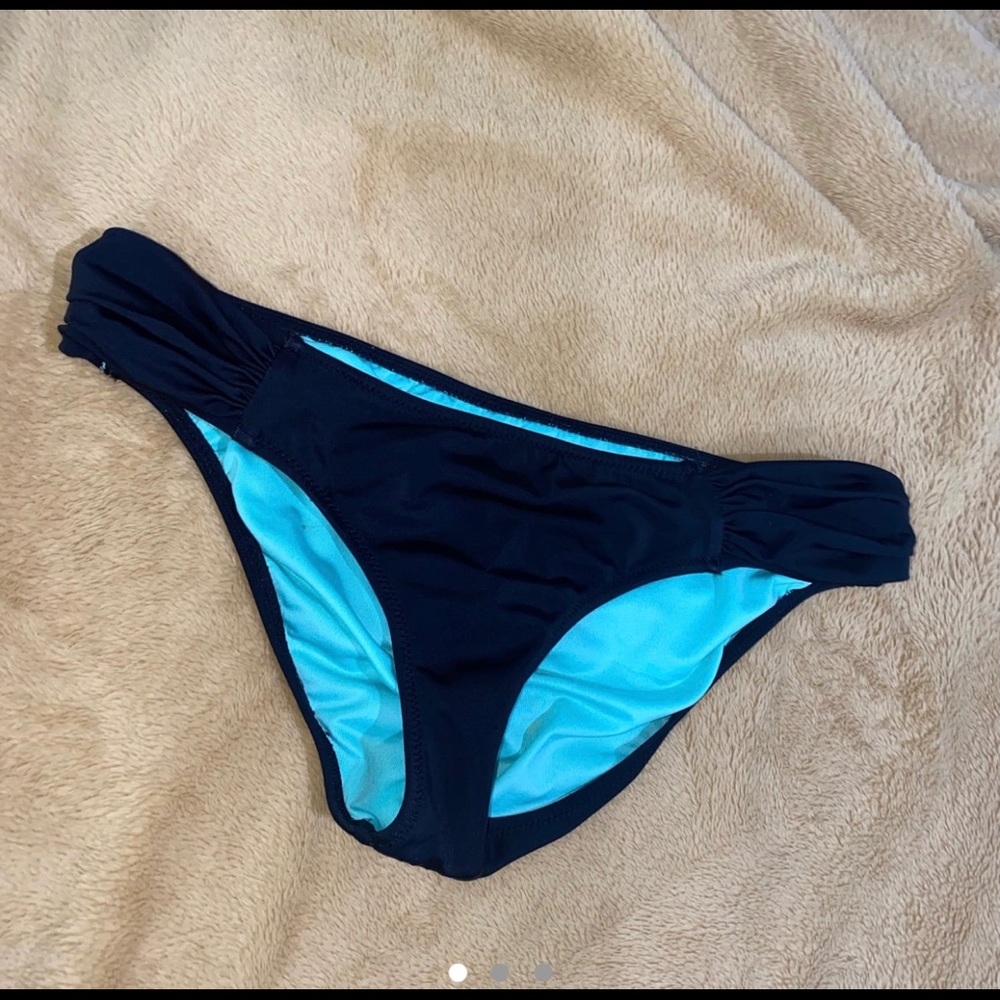 Simple Black Bikini Bottoms!